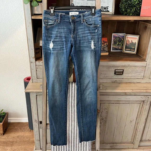 DL1961 Denim - DL1961 smart denim Emma power legging SZ 26